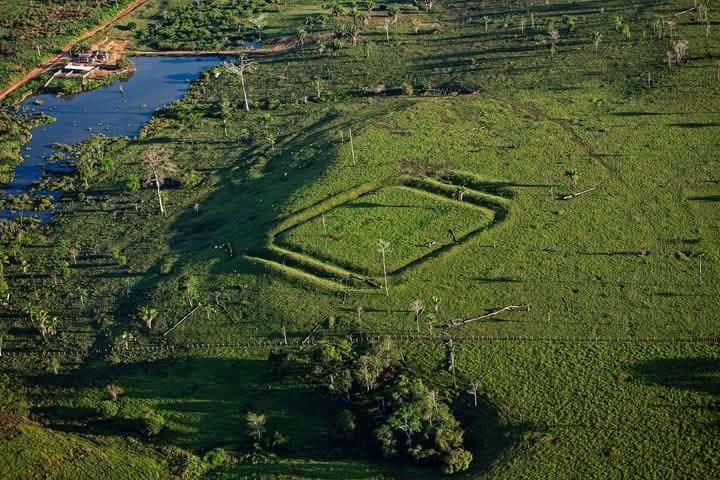 BBC mostra como tecnologia está revelando milhares de geoglifos no Acre