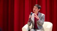 O professor que causa furor entre os adolescentes chineses (e a razão do seu sucesso)