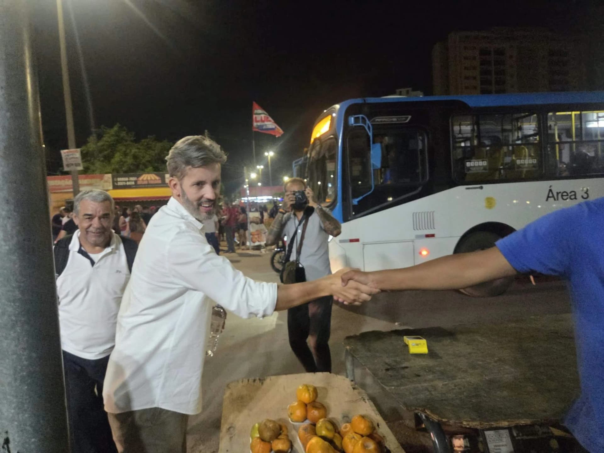 Para 2º turno, Grass defende diálogo com eleitores de outros candidatos