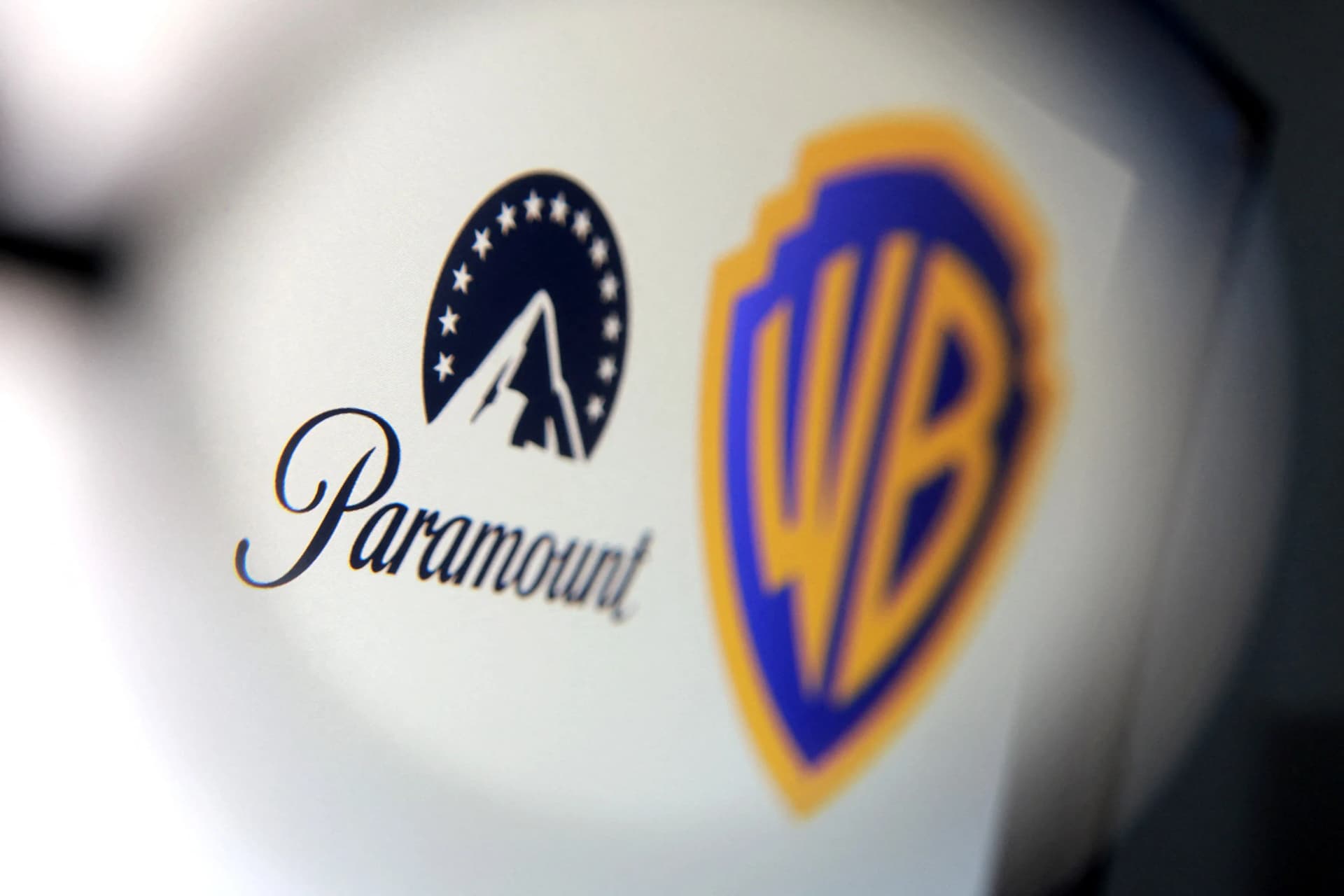Trump sobre megafusão entre Paramount e Warner: 'vai ser uma ótima empresa'