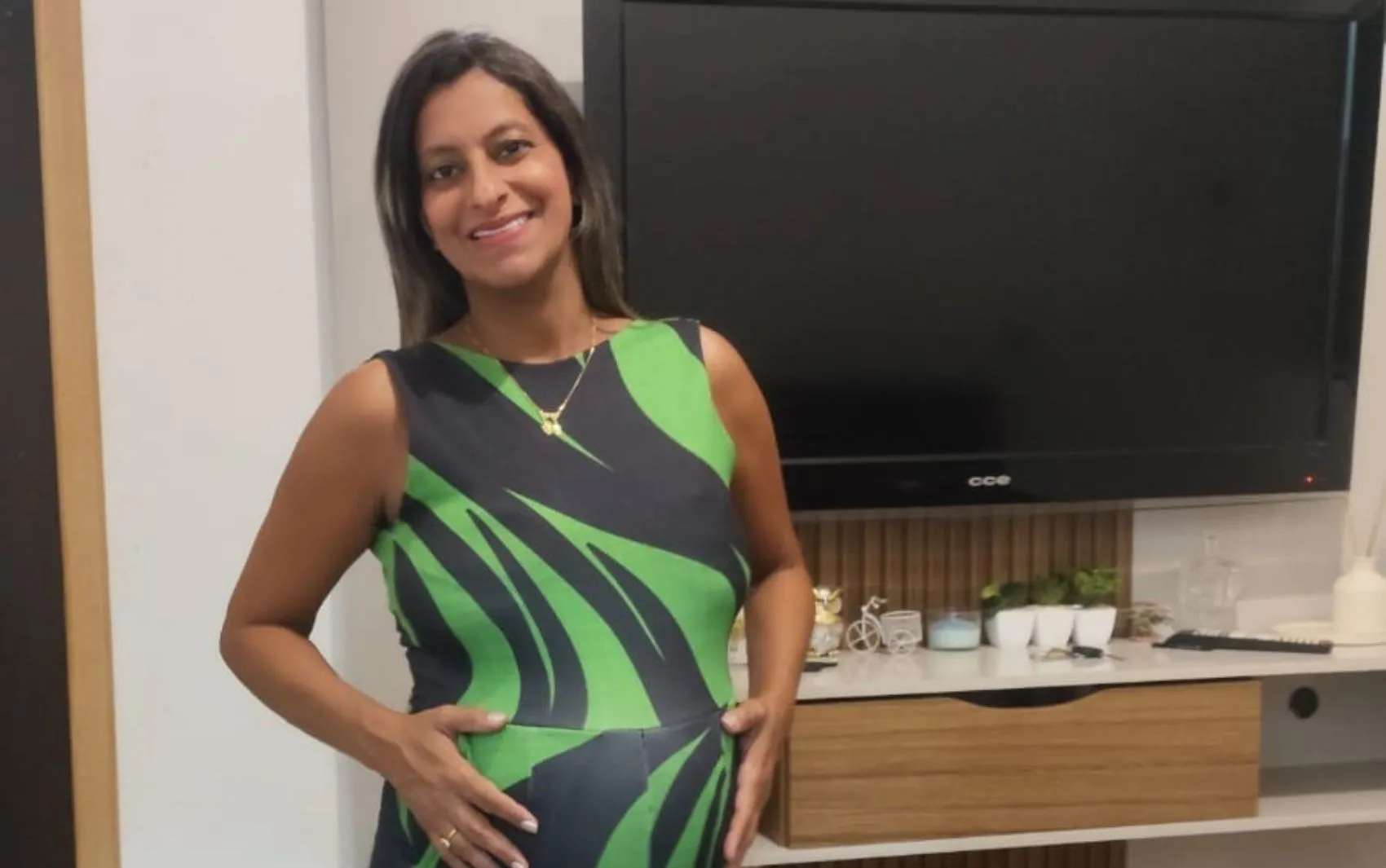 Empresária que morreu após o parto de gêmeos depois de ter síndrome rara na gravidez teve sangramento intenso e o fígado comprometido, diz família