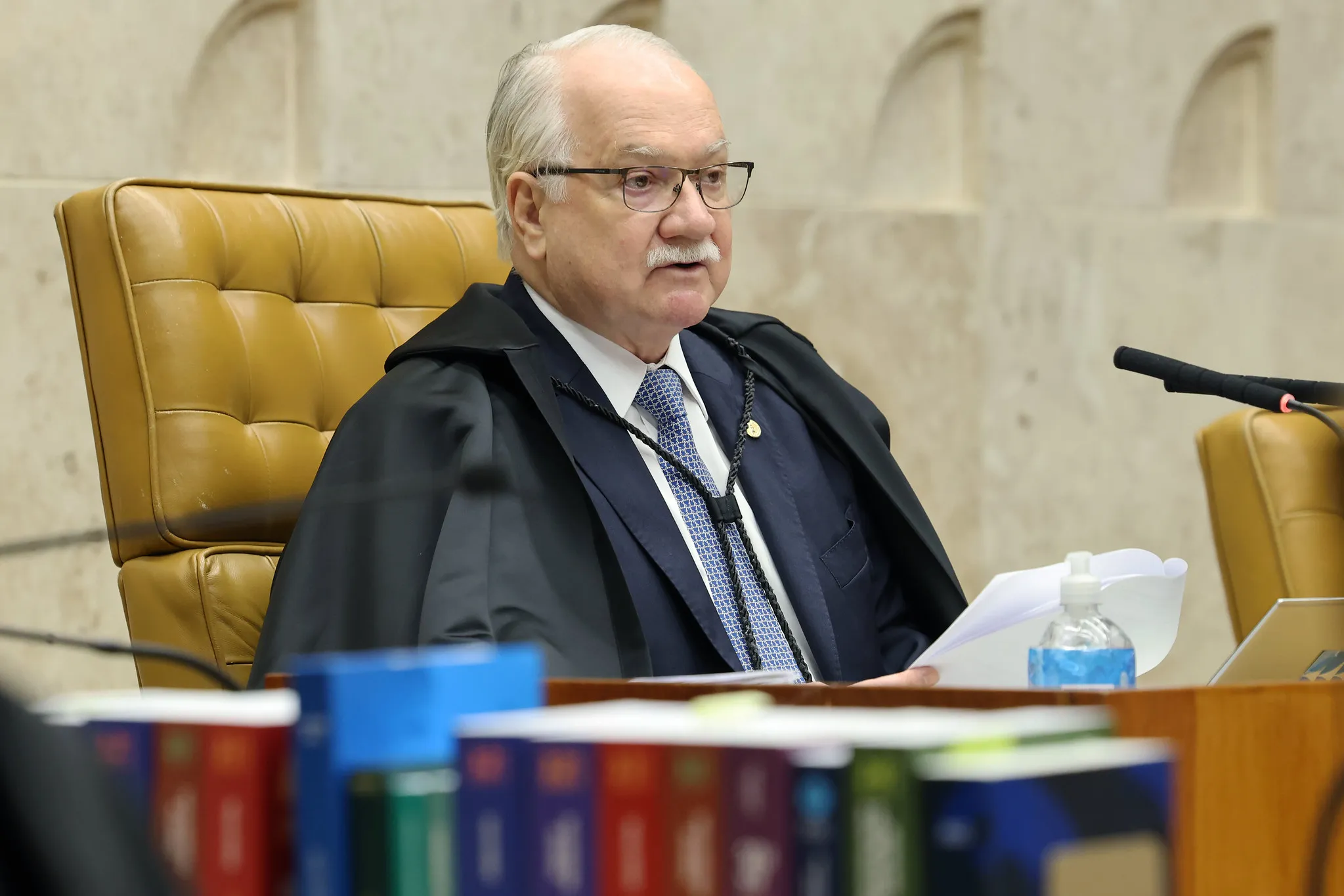 Fachin deve receber relatórios da PF com menções a ministros do STF no caso Master