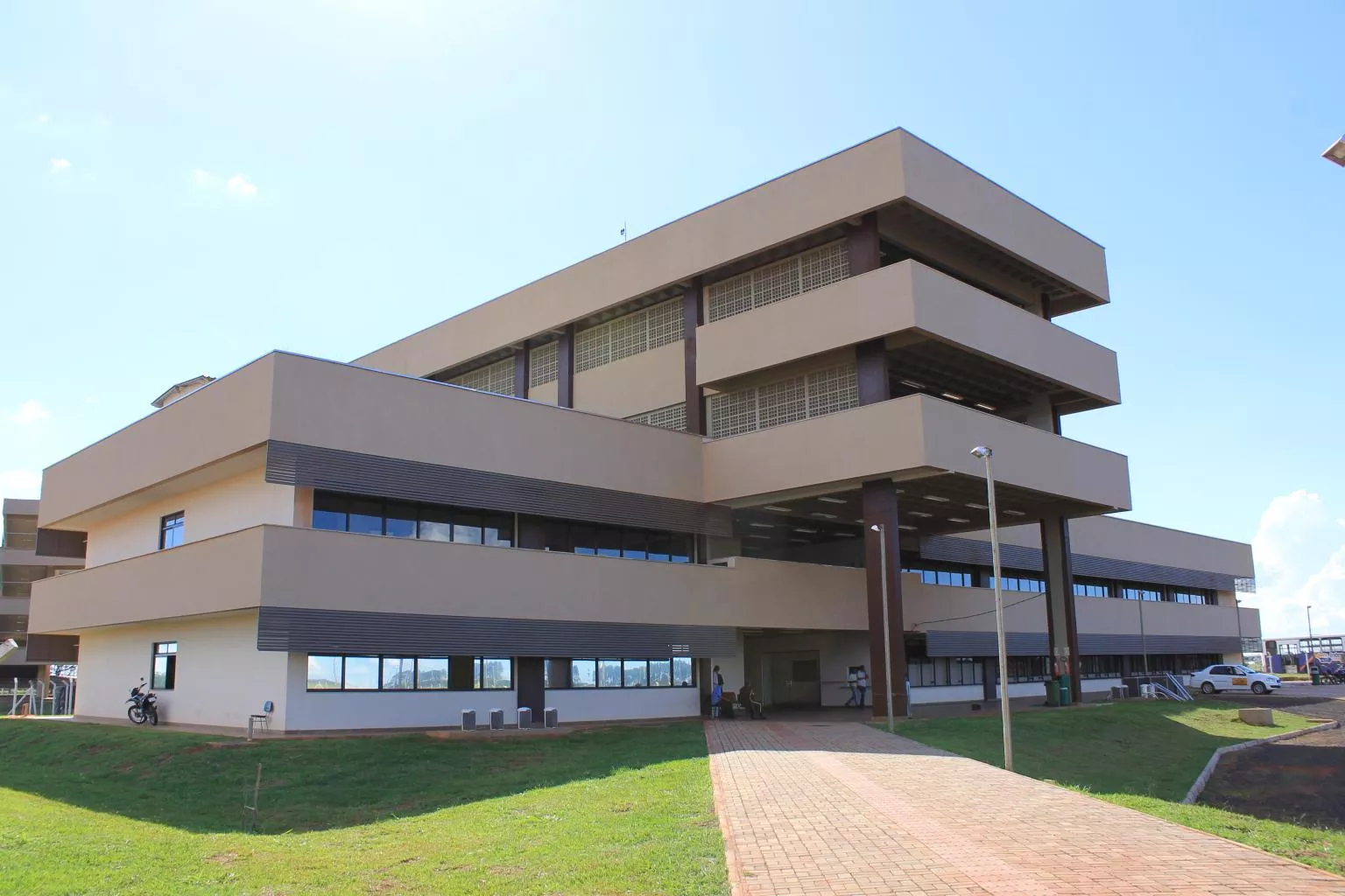 Petrobras anuncia investimento de R$ 6,1 milhões em novo laboratório de óleo e gás na UFU
