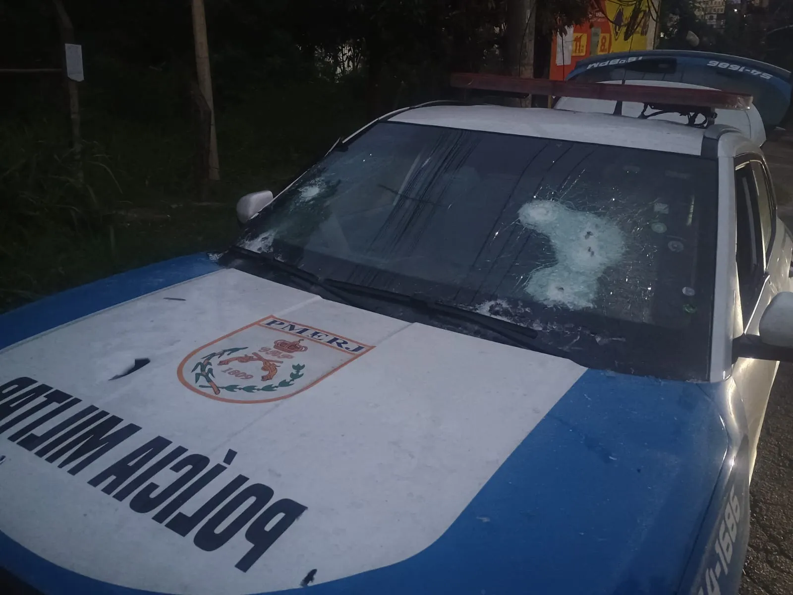 Fardados e em viatura da PM: como agentes do Bope foram confundidos com criminosos no Rio