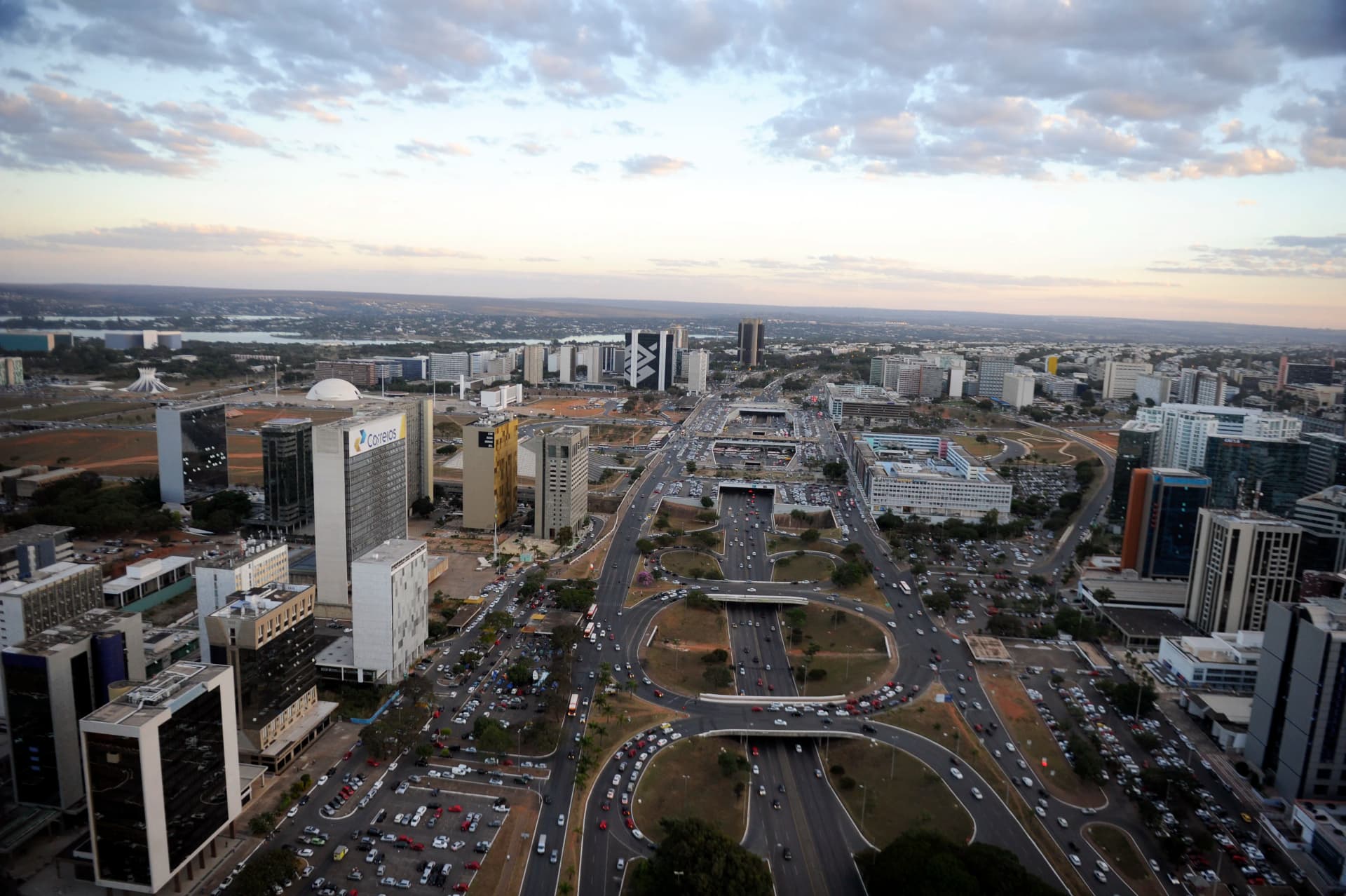 Lei que criou Brasília completa 70 anos neste sábado; veja detalhes e conheça sinfonia criada por Tom e Vinícius para a nova capital