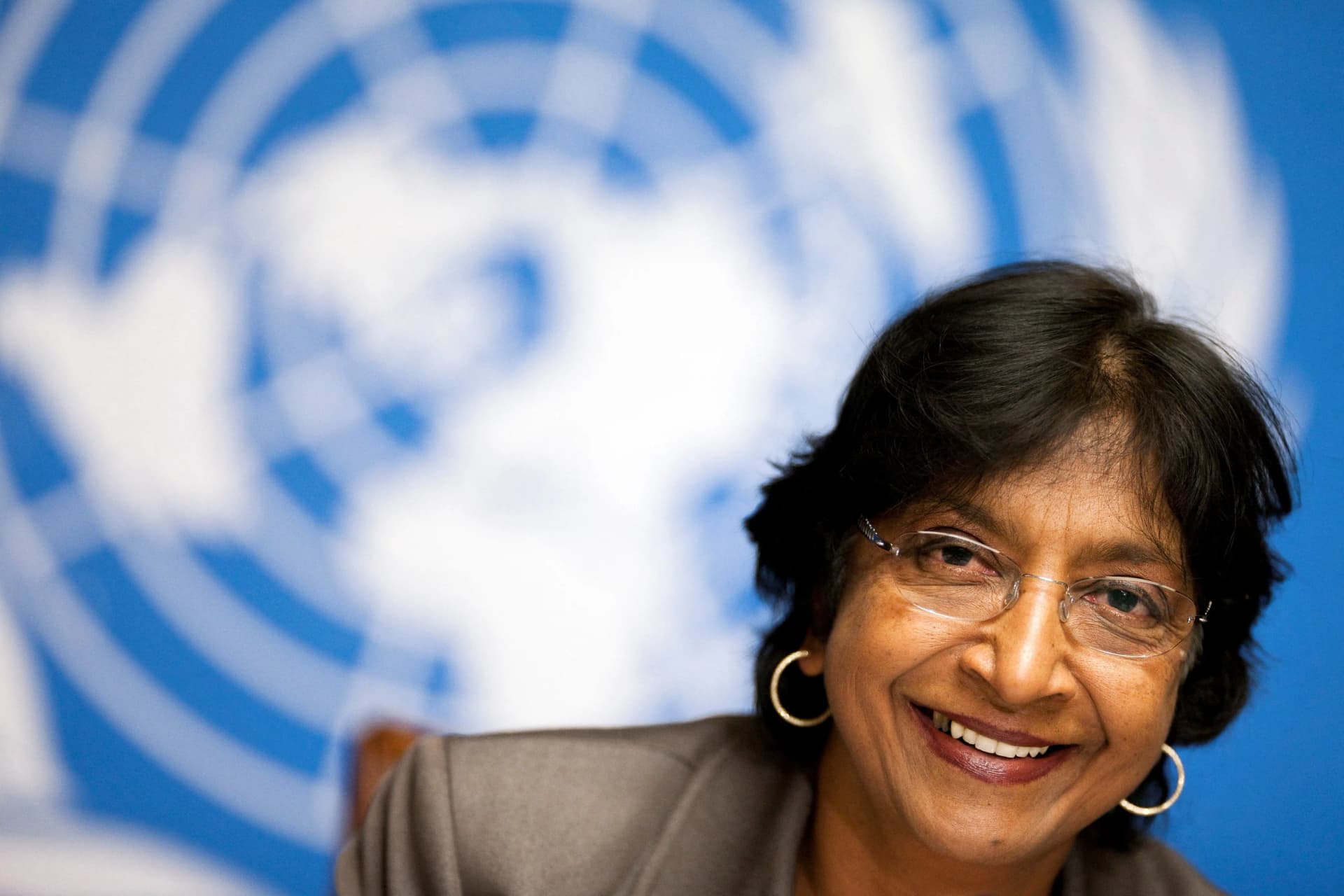 VÍDEO: Navi Pillay alfineta presidente dos EUA ao agradecer Nobel da Paz 2026: 'Talvez eu divida o prêmio com Trump'