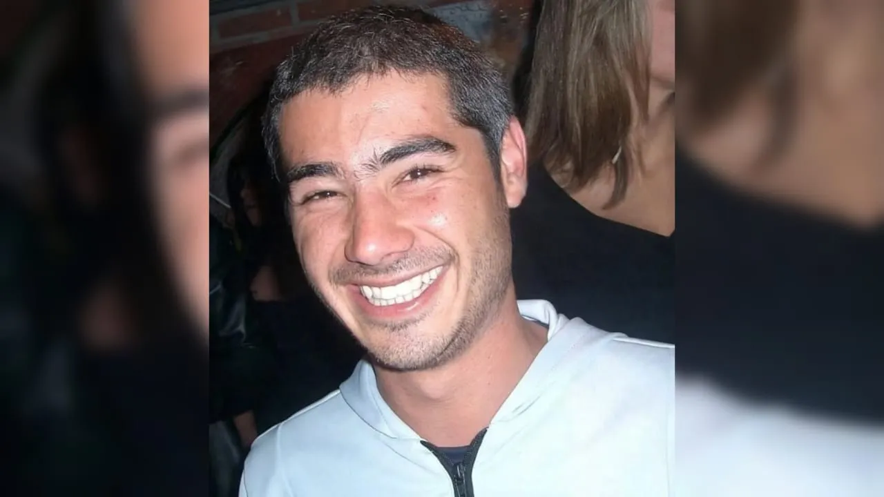 'Ninguém salva ninguém sozinho': artista transforma luto pela morte do irmão em conscientização sobre saúde mental