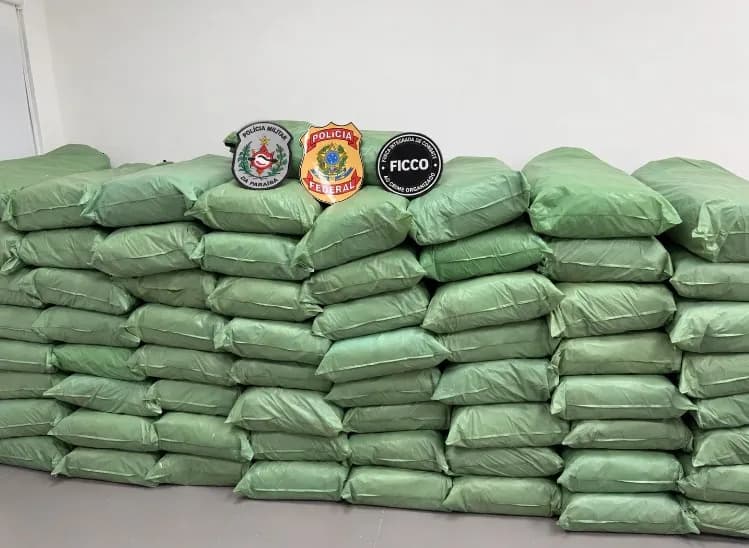Homem é preso com meia tonelada de maconha em caminhão no Sertão da PB