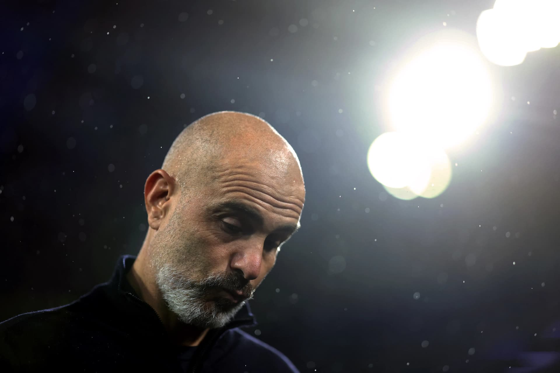 Técnico do Manchester City, Enzo Maresca diz que tem 'total confiança no clube'