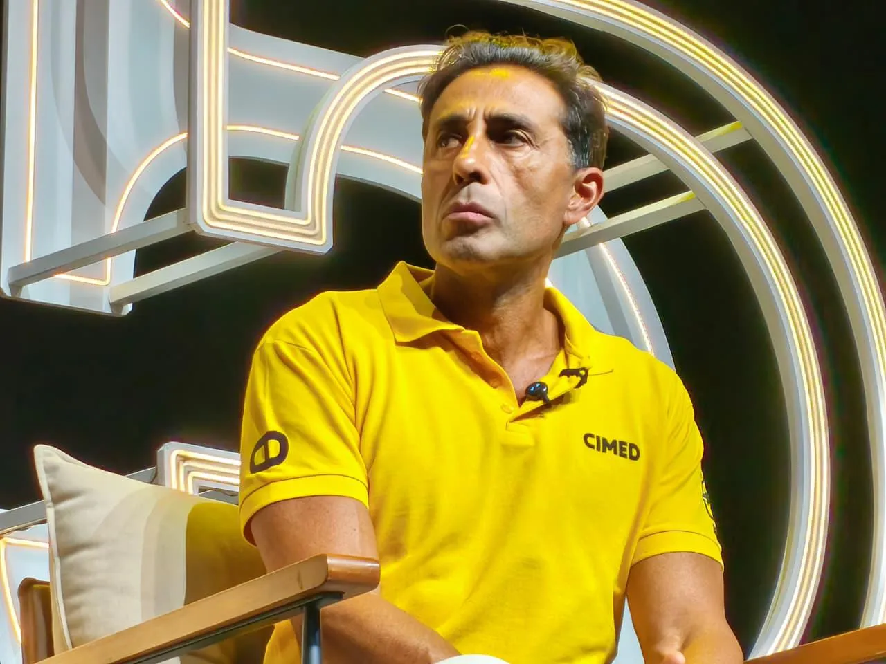 Pílulas da B55: CEO influencer, carrinho manco e agência que vira agente
