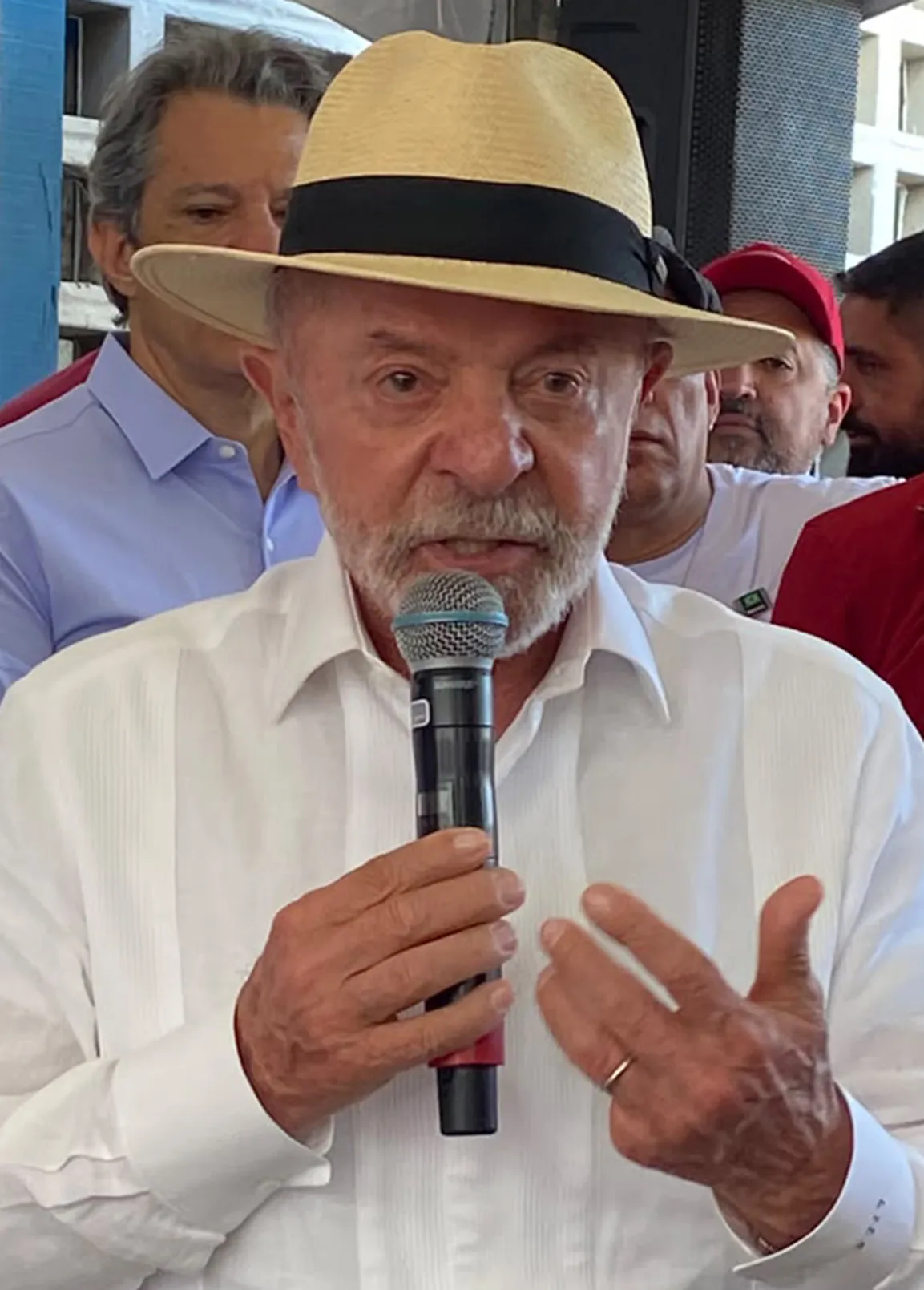 Lula tem desafio de ‘reinvenção’ no segundo turno