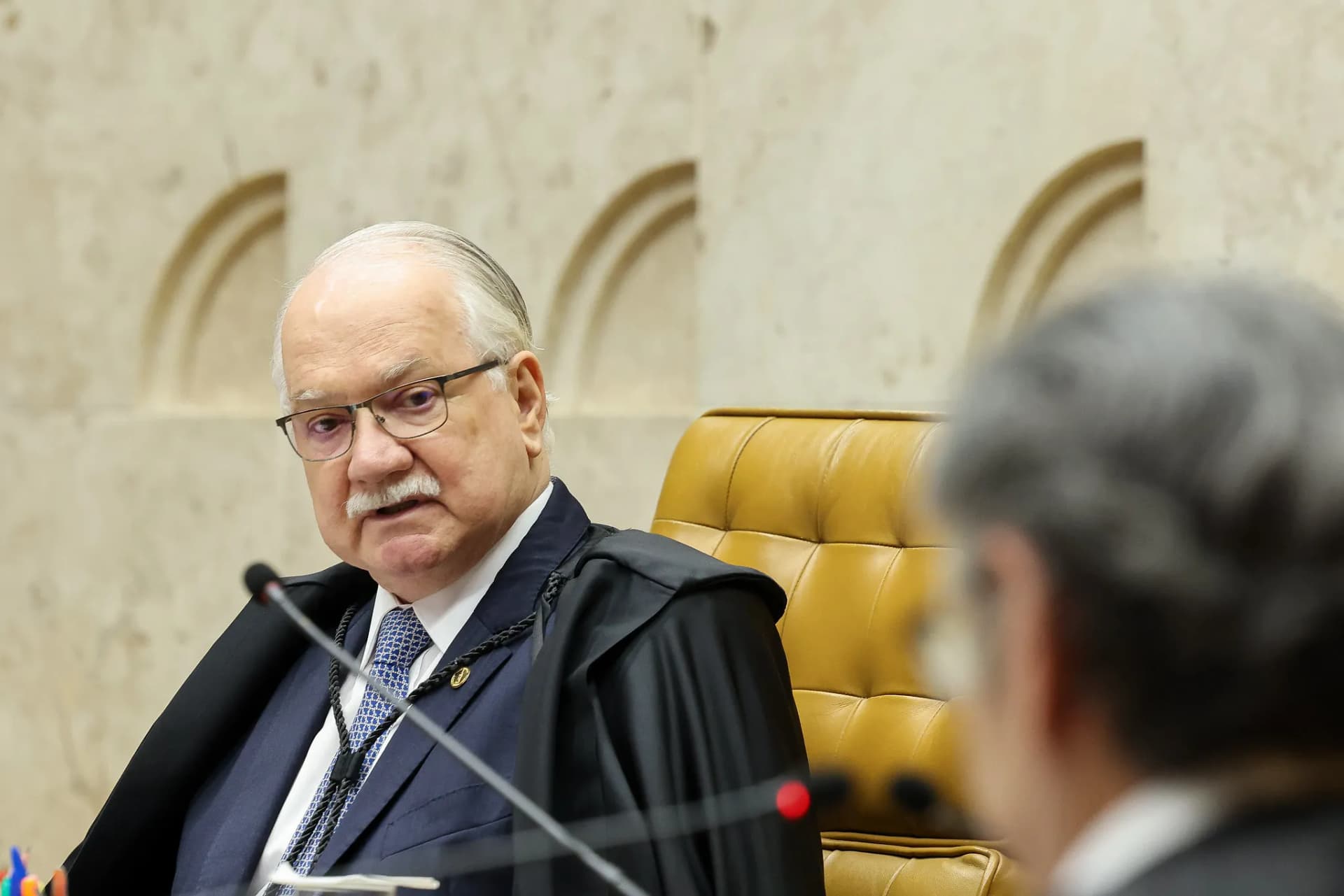 Fachin nega acesso imediato de Fux a inquérito das 'fake news'