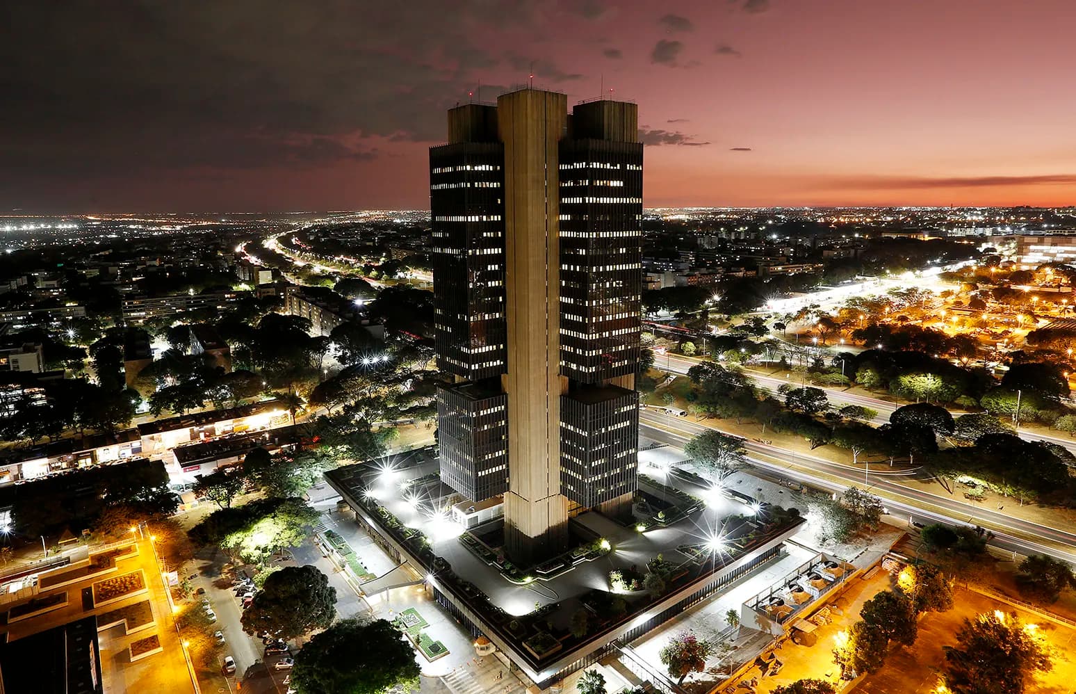 Apesar da euforia no mercado, paciência do BC pode render Selic menor à frente