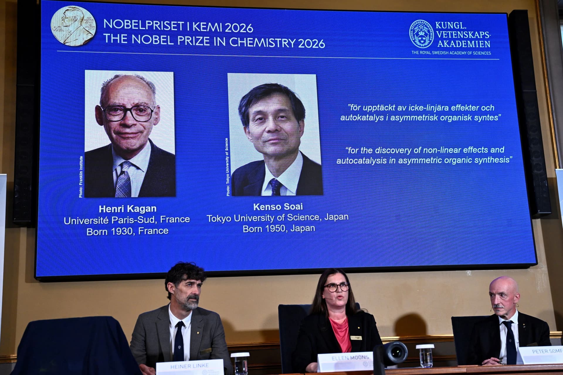 Cientistas ganham Nobel de Química por resolverem 'mistério' de mais de um século