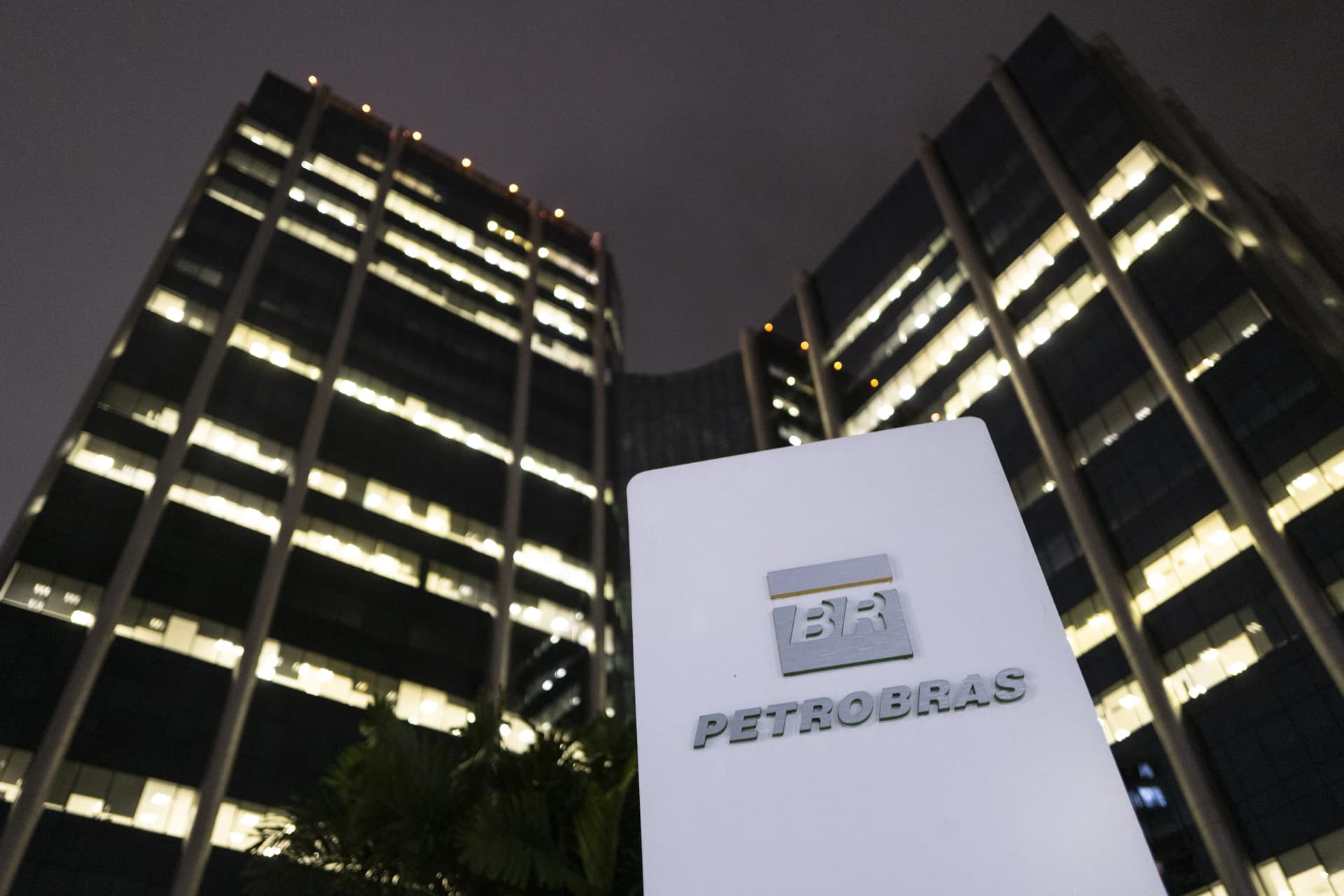 Petrobras recebe R$ 2,8 bi em novas parcelas de subsídios para combustíveis