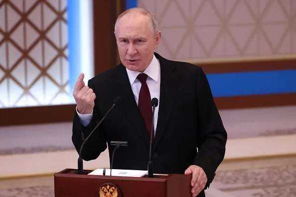 Putin considera usar ‘todos os tipos de armas’ em caso de ameaça a Kaliningrado